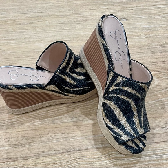 Jessica Simpson wedges - Picture 1 of 3